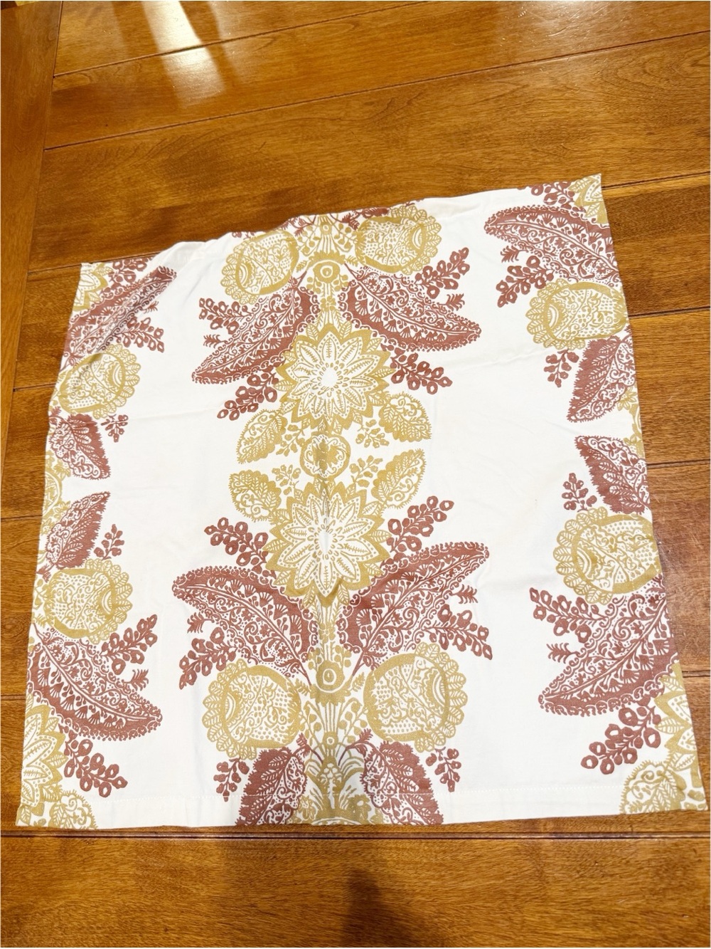 Crate & Barrel Marimekko Tamburiini Ivory Napkins - Set of 3 | 21"x21"